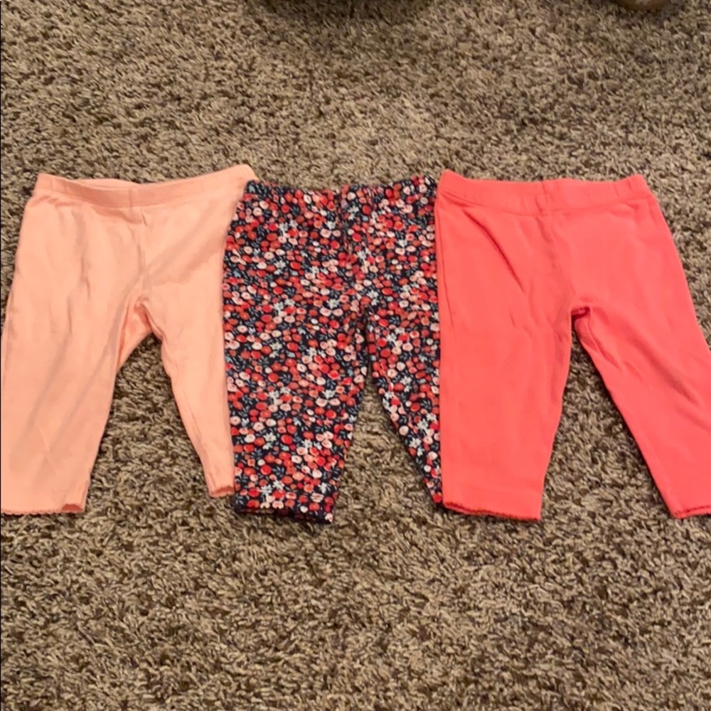 Lot of 3 scallop hem leggings - size 6 months
